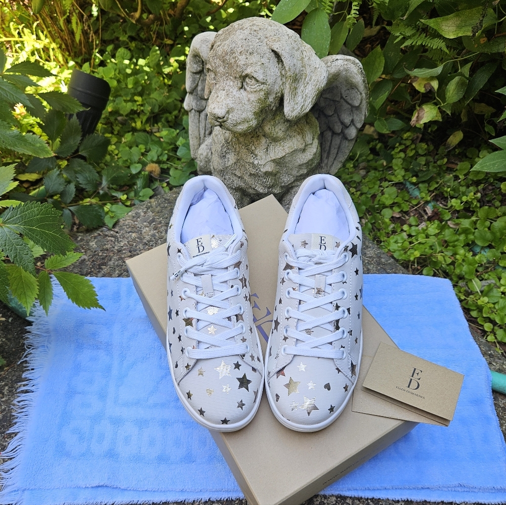 Ellen Degeneres Chapastar Sneakers White Leather Gold Star Print 9M & 9-1/2 NWT - Picture 10 of 16